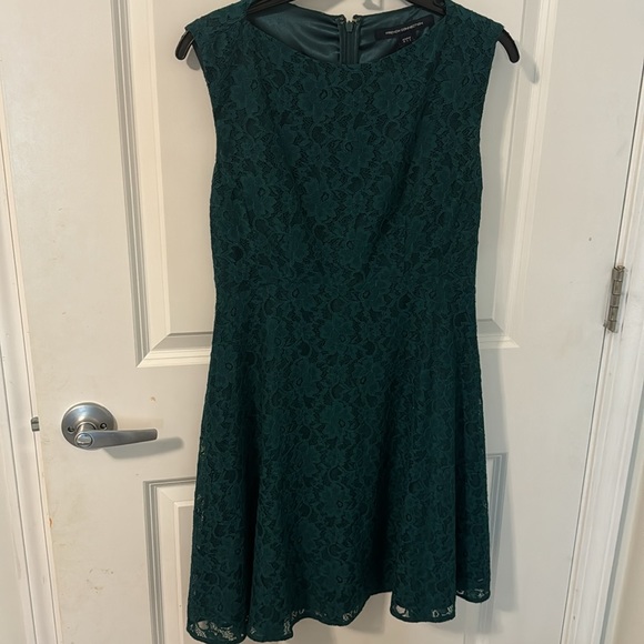 French Connection 👗 - Picture 3 of 9